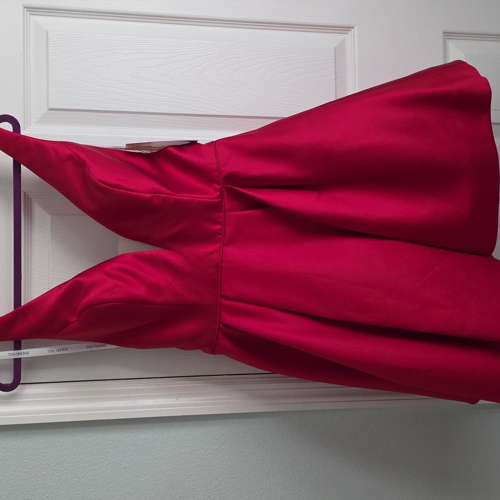 Sherri Hill Elegant Red Dress